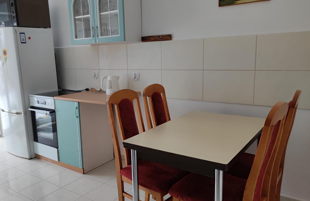 Pokoje Przy Kominie Piecki  Exterior foto